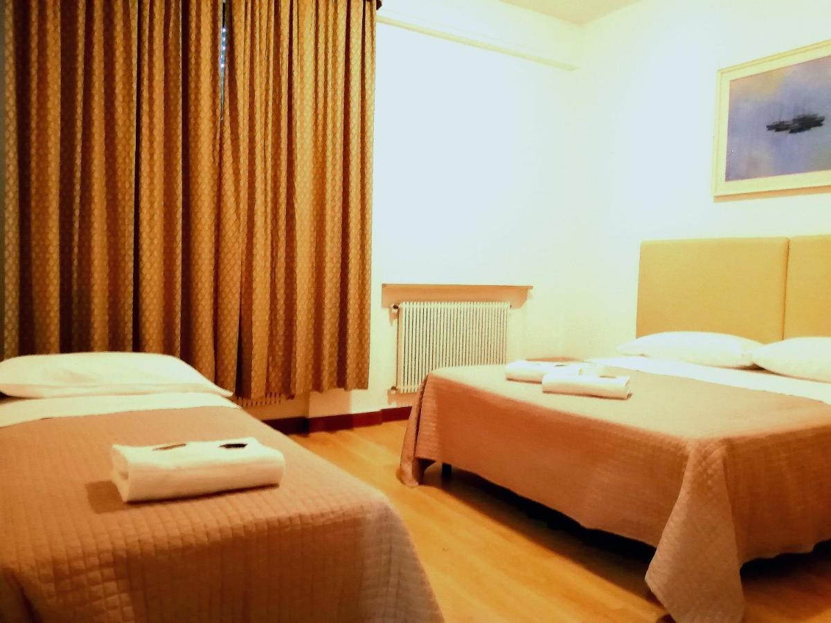 Bed and Breakfast Bellaria Voghera Zimmer foto